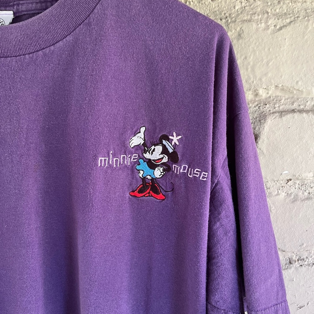 DisneyLand Minnie Mouse Embroidered Short Sleeve T-shirt